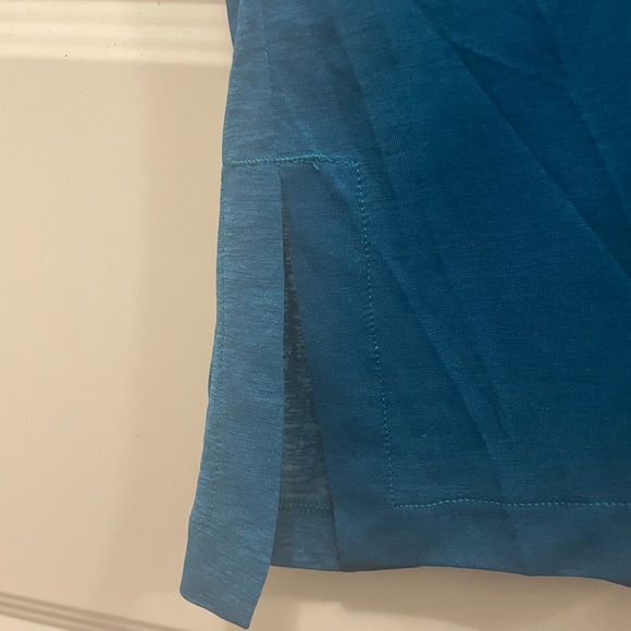 Brooks running t-shirt - Picture 2 of 5